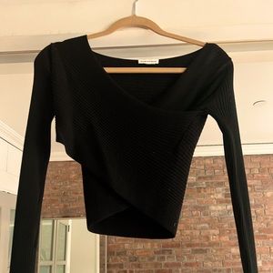 Club Monoco Cropped Ribbed Sweater